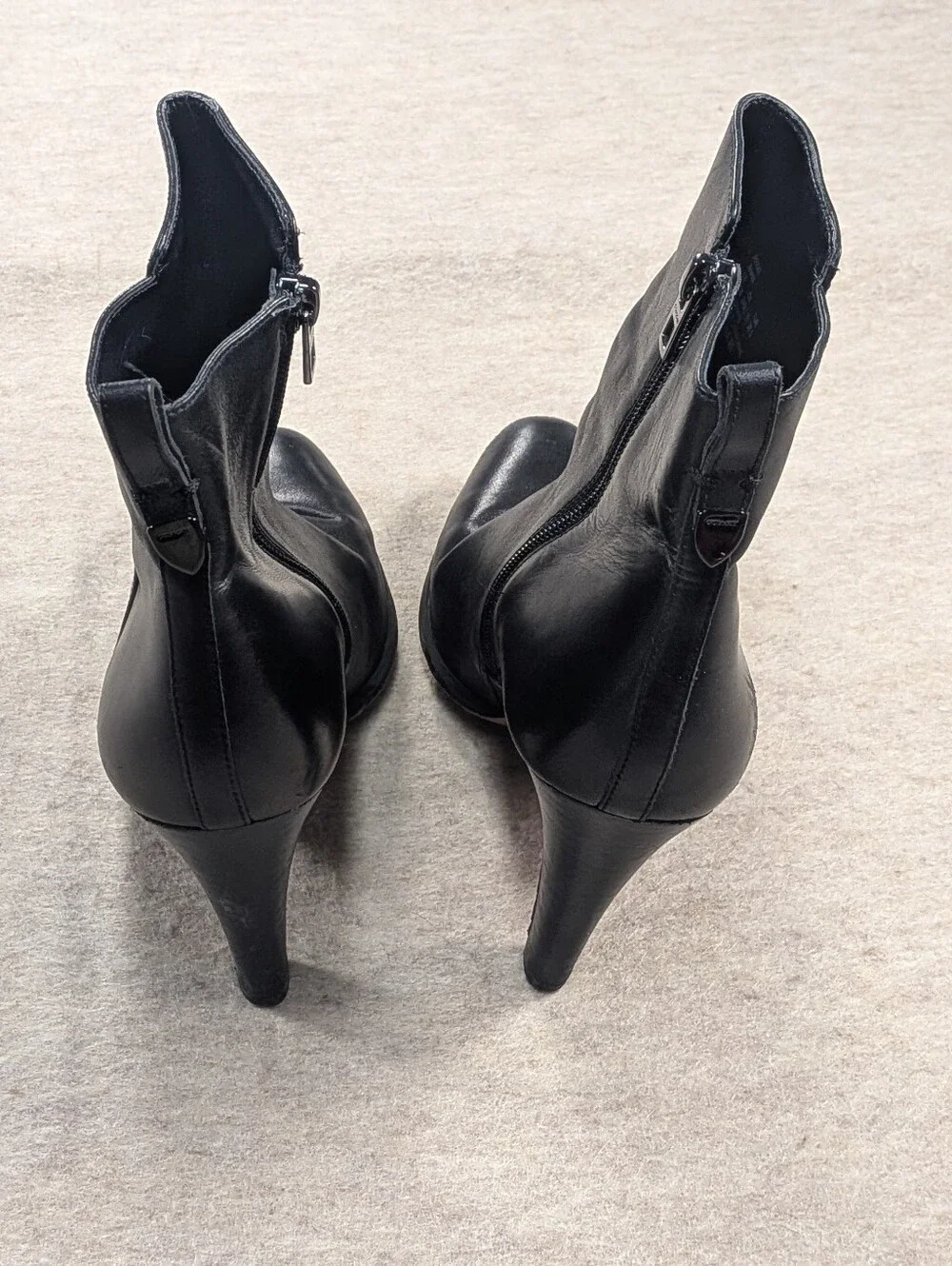 COACH Jemma Black Leather Ankle Heel Boots Women's Classic Zip High Heels W 8.5